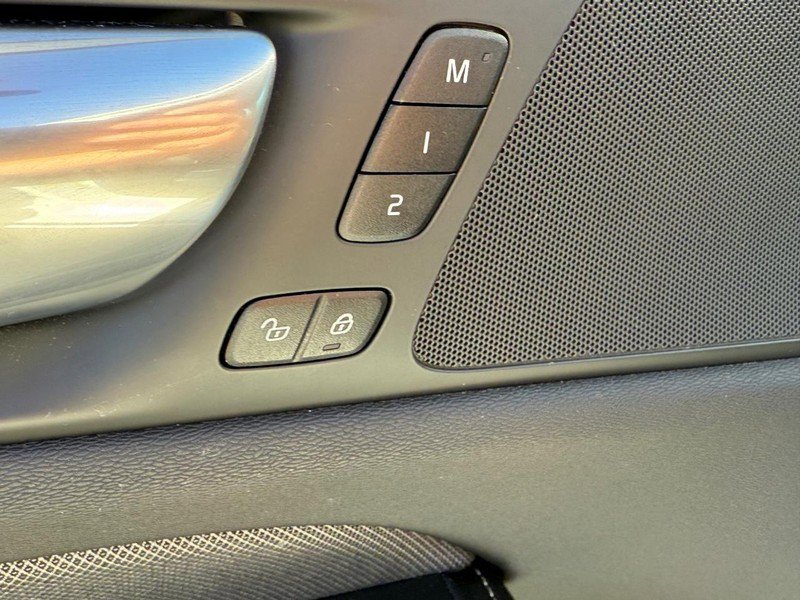 Certified 2024 Volvo S60 B5 Plus w/ Protection Package Premier image 30