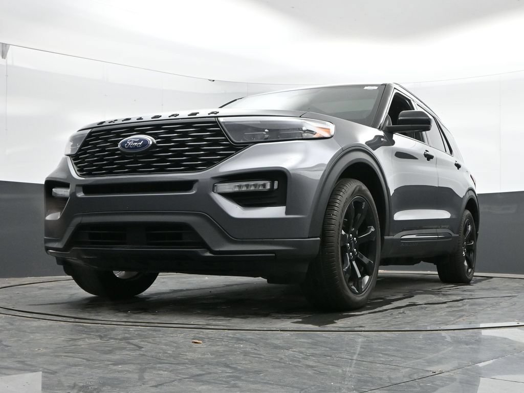Used 2023 Ford Explorer ST-Line w/ Class IV Trailer Tow Package AWD/4WD image 43