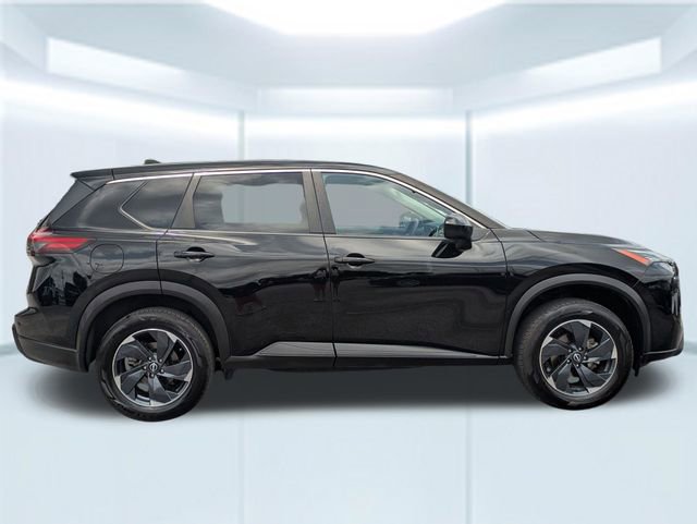 Used 2024 Nissan Rogue SV FWD image 7