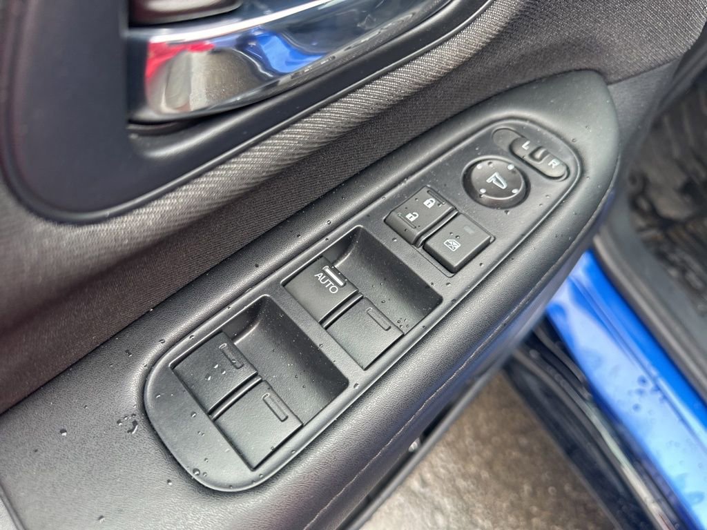 Used 2021 Honda HR-V Sport image 16