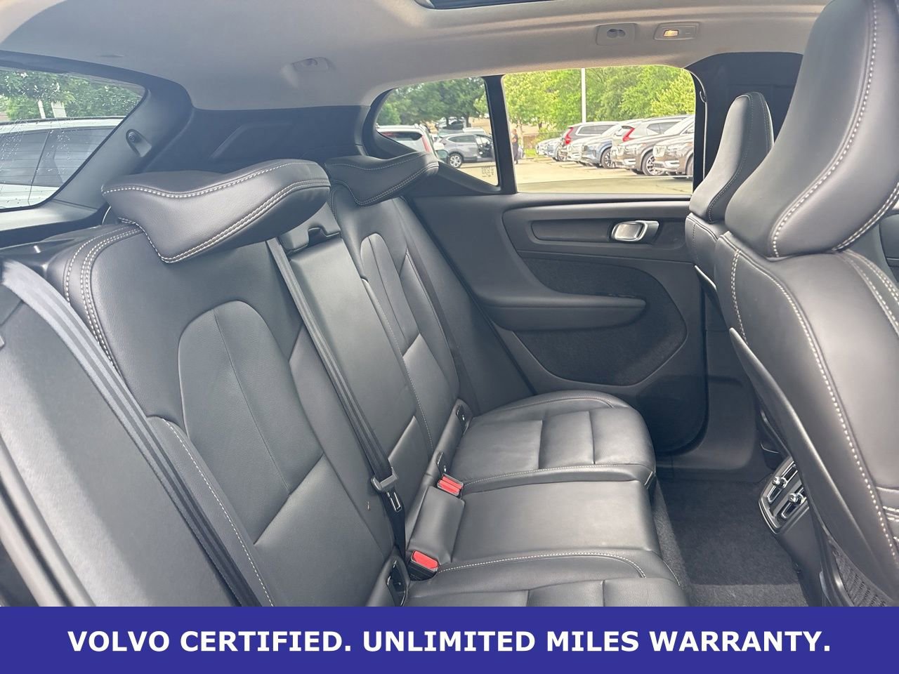 Certified 2025 Volvo XC40 B5 Core image 10