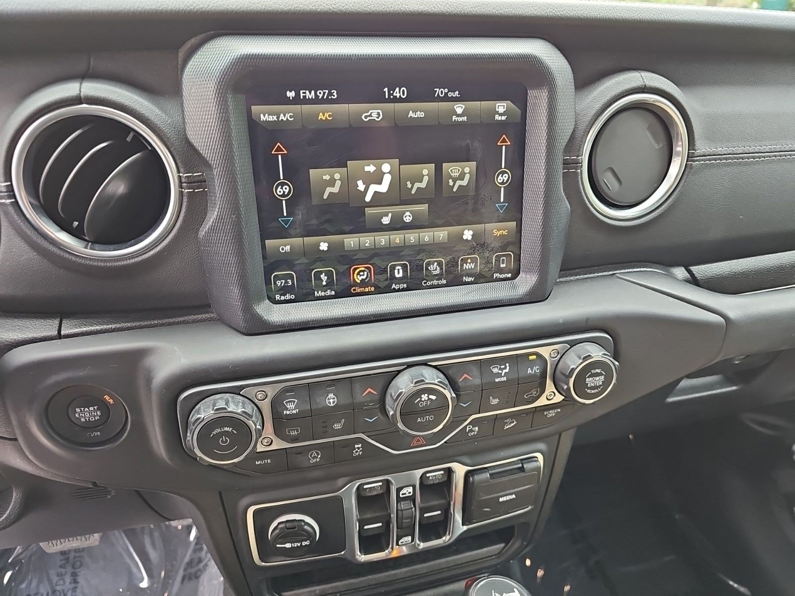 Used 2019 Jeep Wrangler Unlimited Sahara AWD/4WD image 21