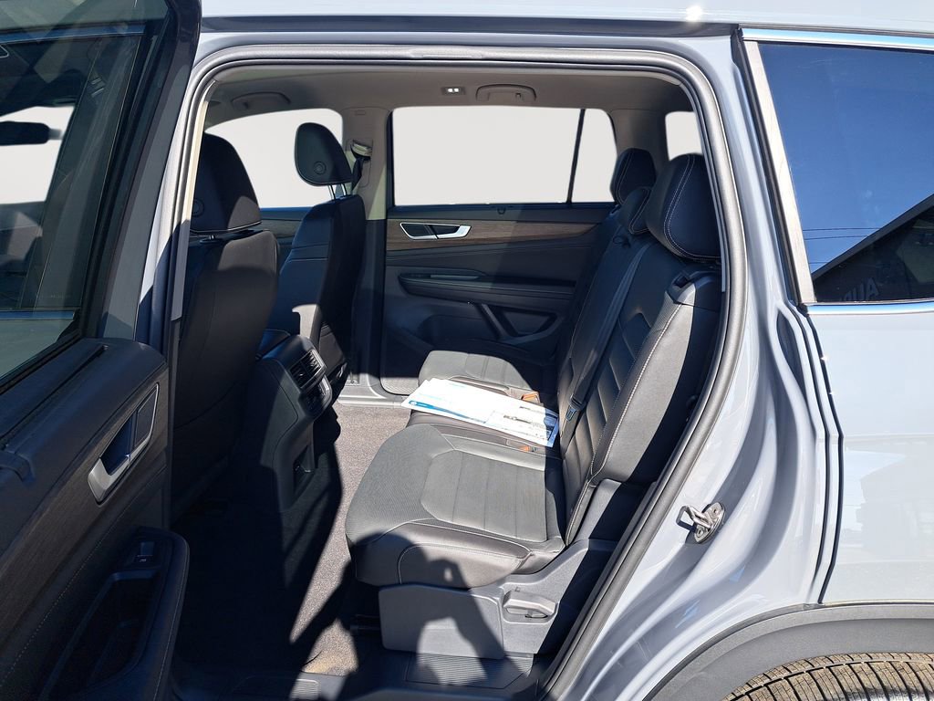 New 2025 Volkswagen Atlas SEL AWD/4WD image 14