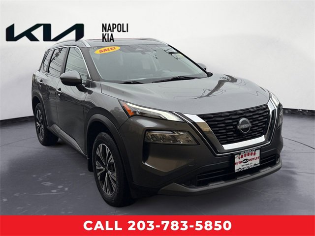 Used 2022 Nissan Rogue SV w/ SV Premium Package