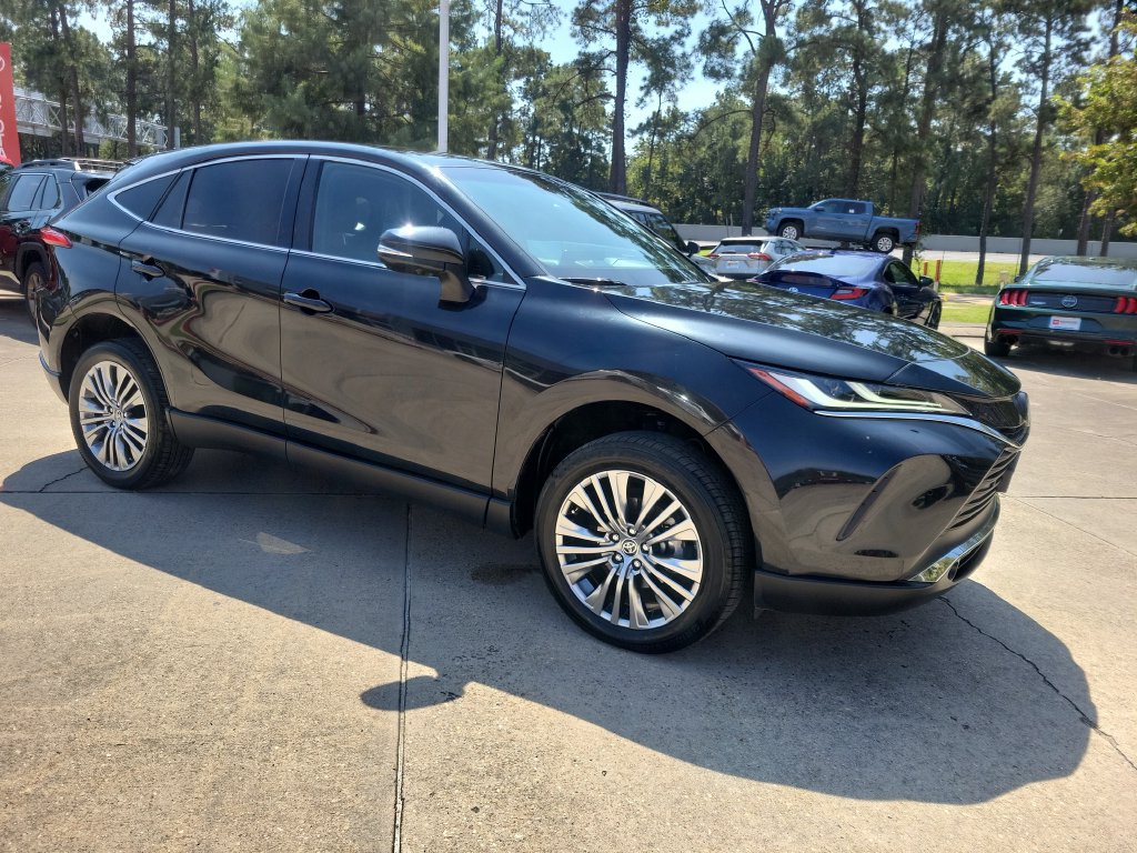 Certified 2024 Toyota Venza Limited AWD/4WD image 9