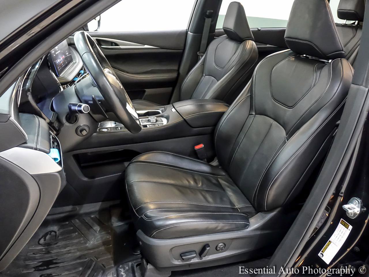 Used 2022 INFINITI QX60 Luxe w/ Performance Audio Package AWD/4WD image 13