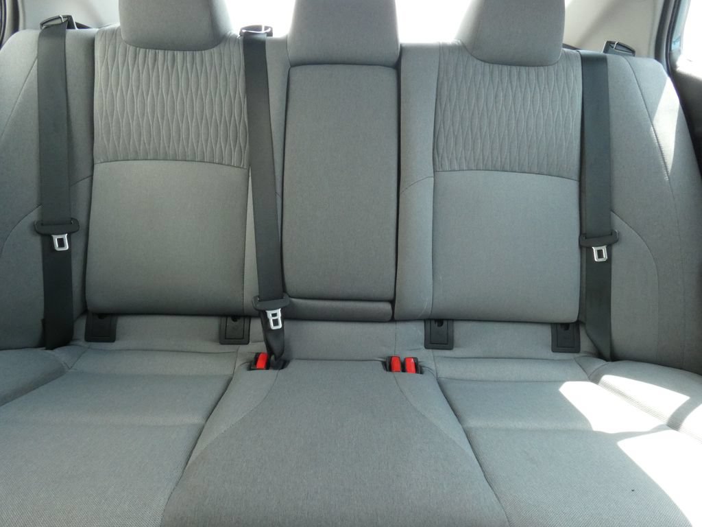 Used 2025 Toyota Camry LE FWD image 28