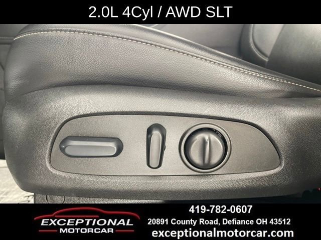 Used 2023 GMC Acadia SLT AWD/4WD image 34