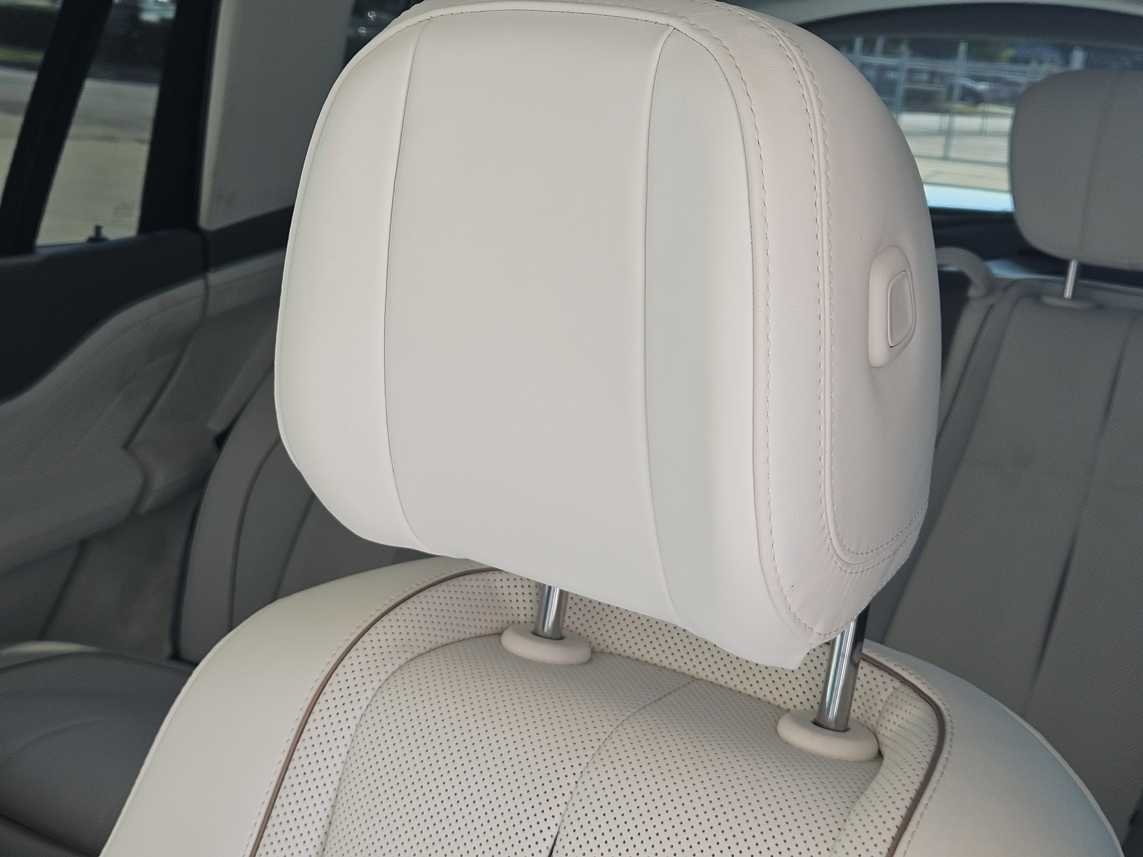 Certified 2022 Mercedes-Benz Maybach GLS 600 4MATIC image 17