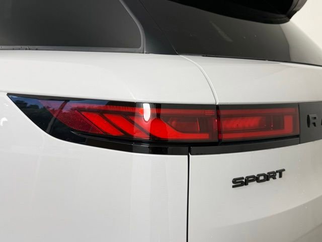 Certified 2025 Land Rover Range Rover Sport Dynamic SE AWD/4WD image 13