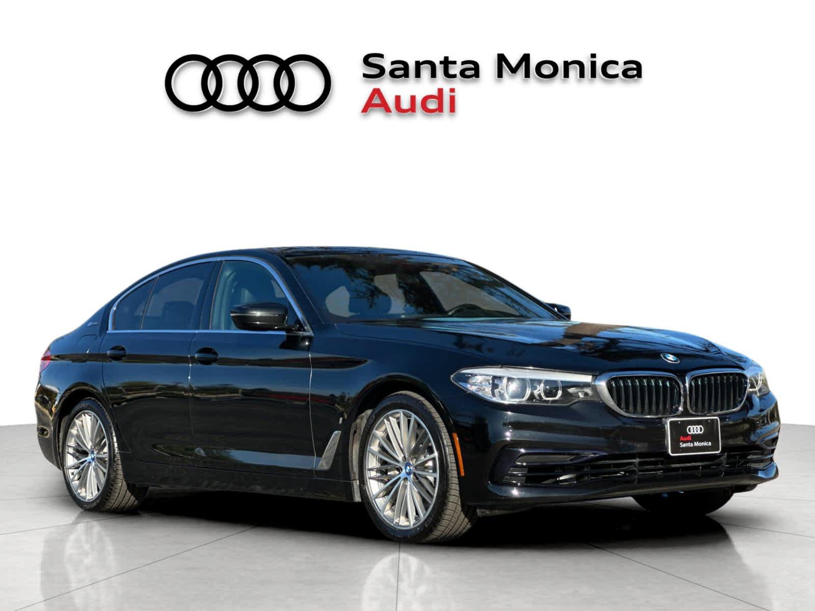 Used 2019 BMW 530e w/ Convenience Package RWD image 9