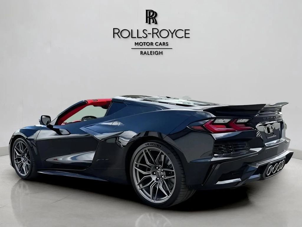 Used 2026 Chevrolet Corvette Z06 RWD image 25