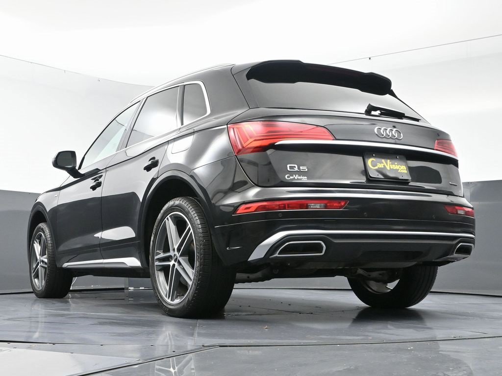 Used 2023 Audi Q5 e Premium w/ Convenience Package image 47