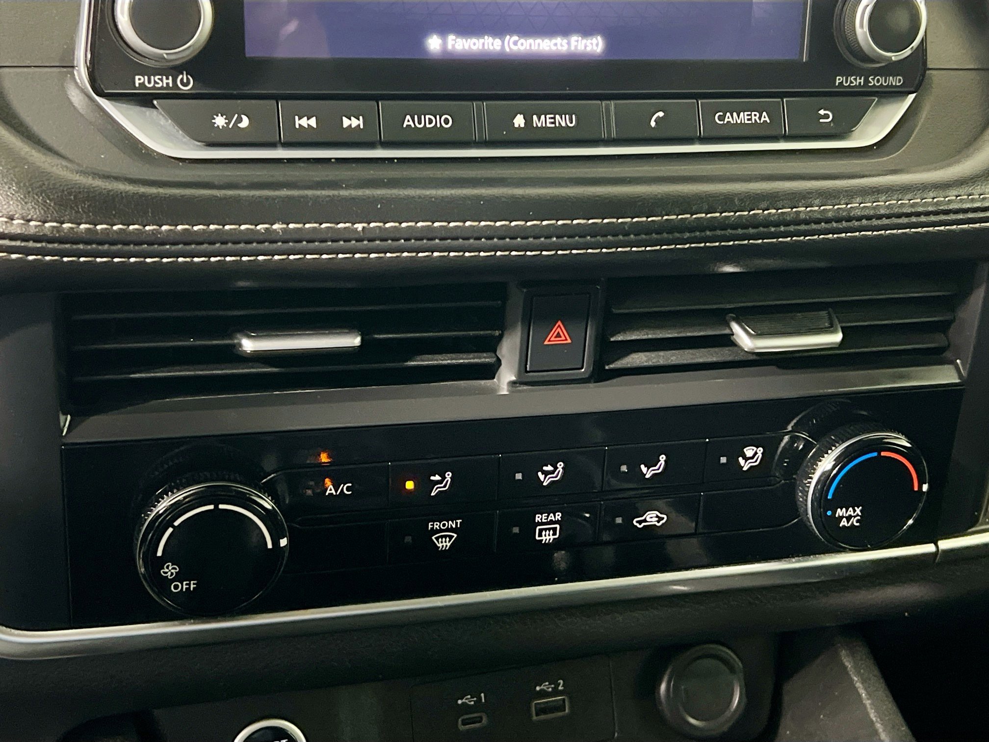 Used 2023 Nissan Rogue S image 27