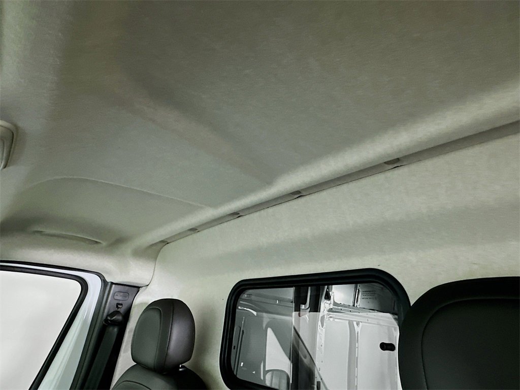 New 2026 RAM ProMaster 2500 w/ Quick Order Package 22G SLT image 14