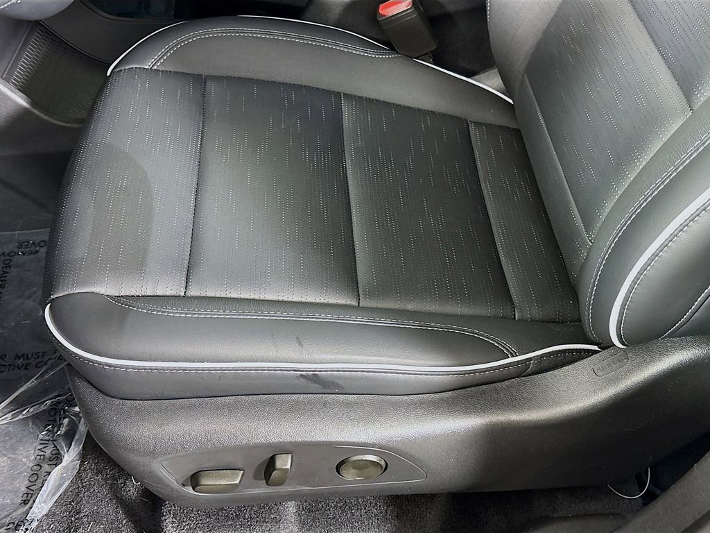 Used 2025 Buick Enclave Sport Touring w/ Trailering Package, 5000 lbs. image 21