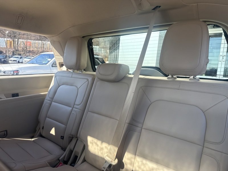 Used 2021 Lincoln Navigator Reserve w/ Luxury Package image 22
