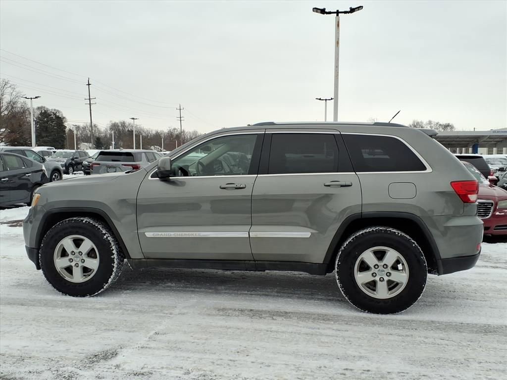 Used 2011 Jeep Grand Cherokee Laredo image 7