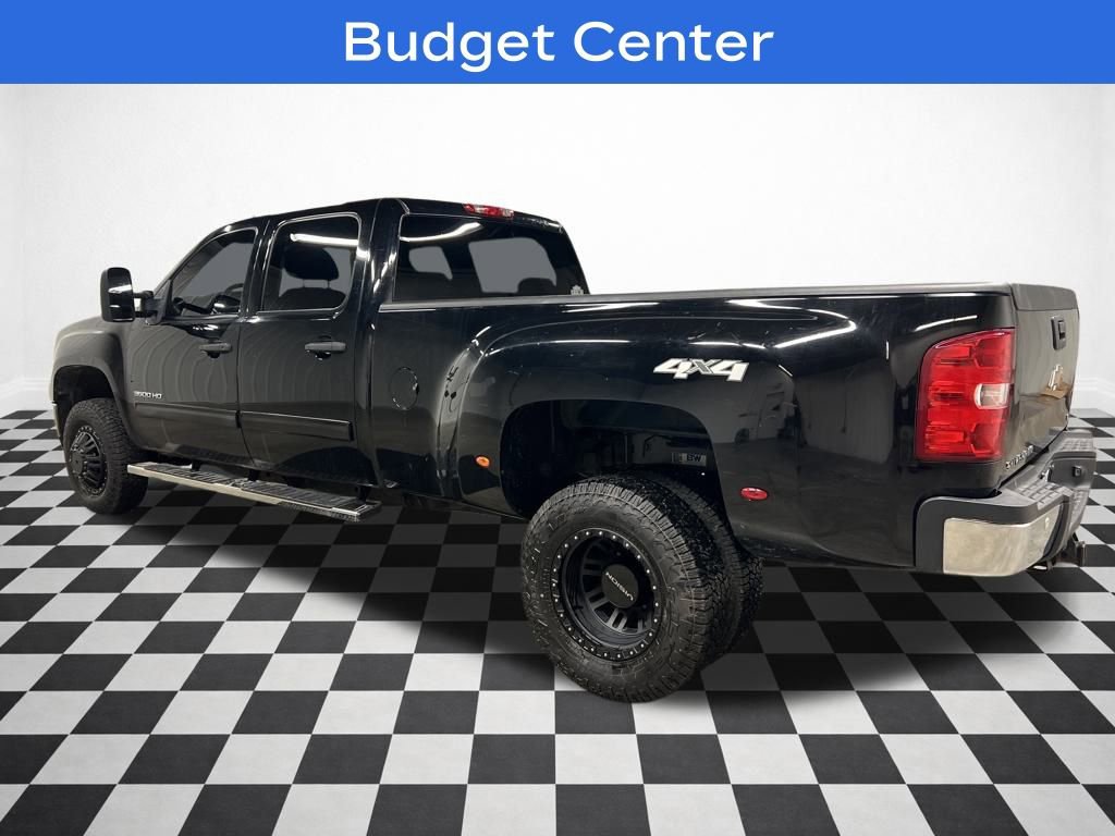 Used 2011 GMC Sierra 3500 SLE w/ SLE Preferred Package image 6