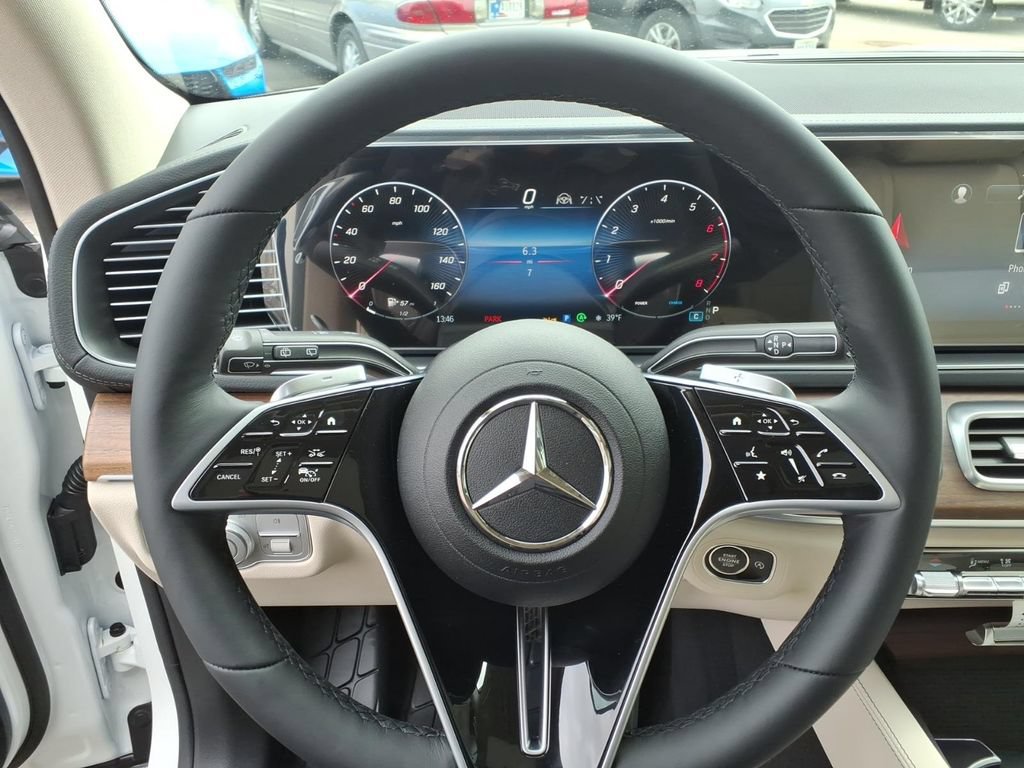 New 2026 Mercedes-Benz GLS 450 4MATIC image 19