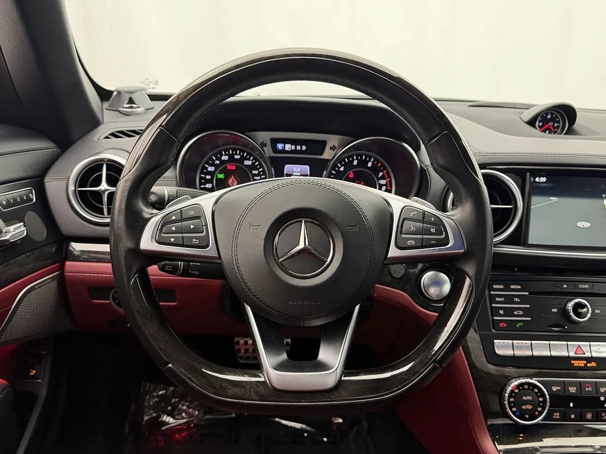 Used 2017 Mercedes-Benz SL 550 image 15