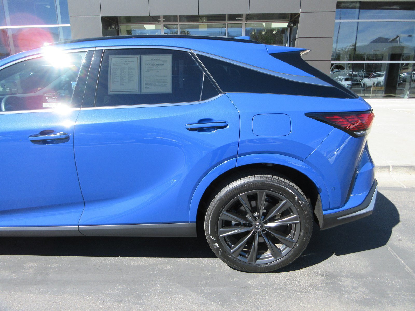 Used 2023 Lexus RX 350 F Sport w/ Cold Area Package AWD/4WD image 5