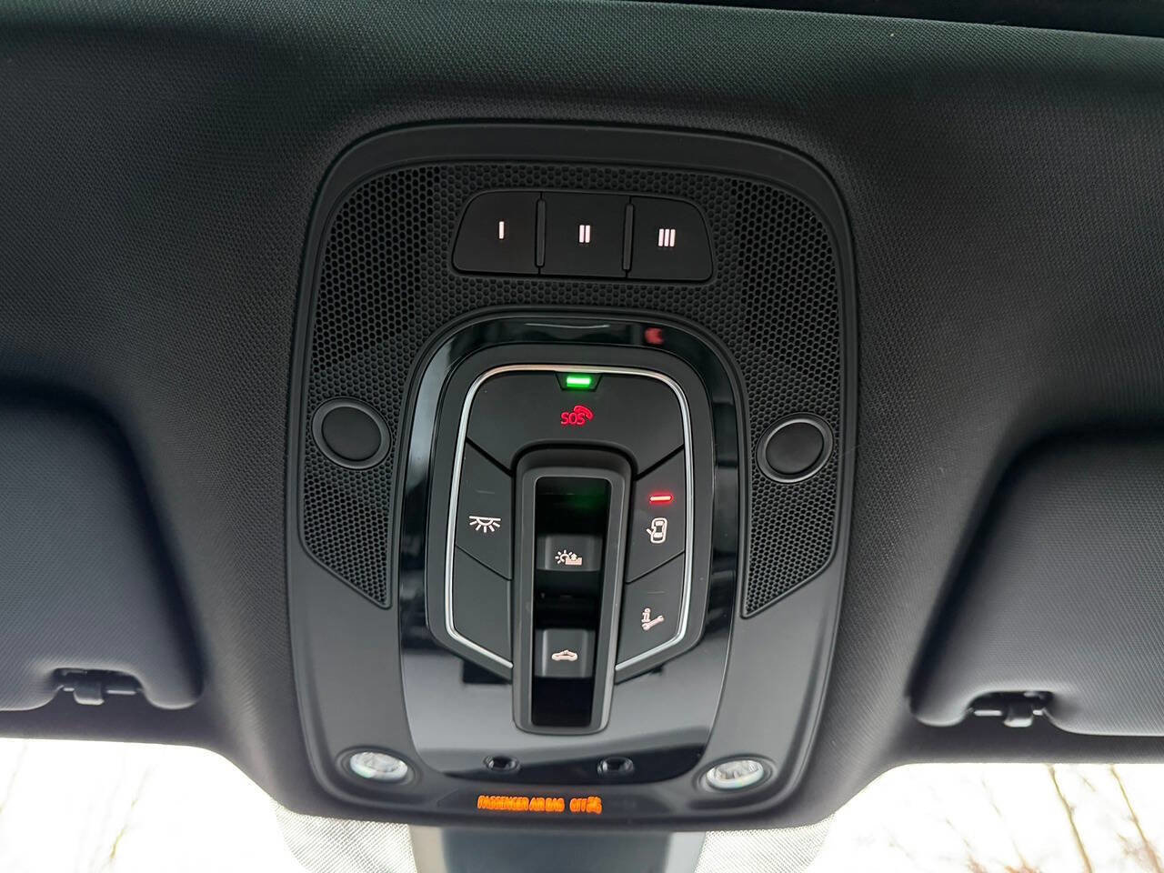 Used 2020 Audi Q5 2.0T Premium w/ Titanium Sport Package image 23