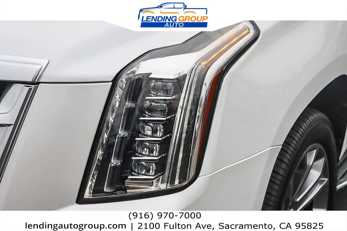 Used 2016 Cadillac Escalade ESV 4WD image 7