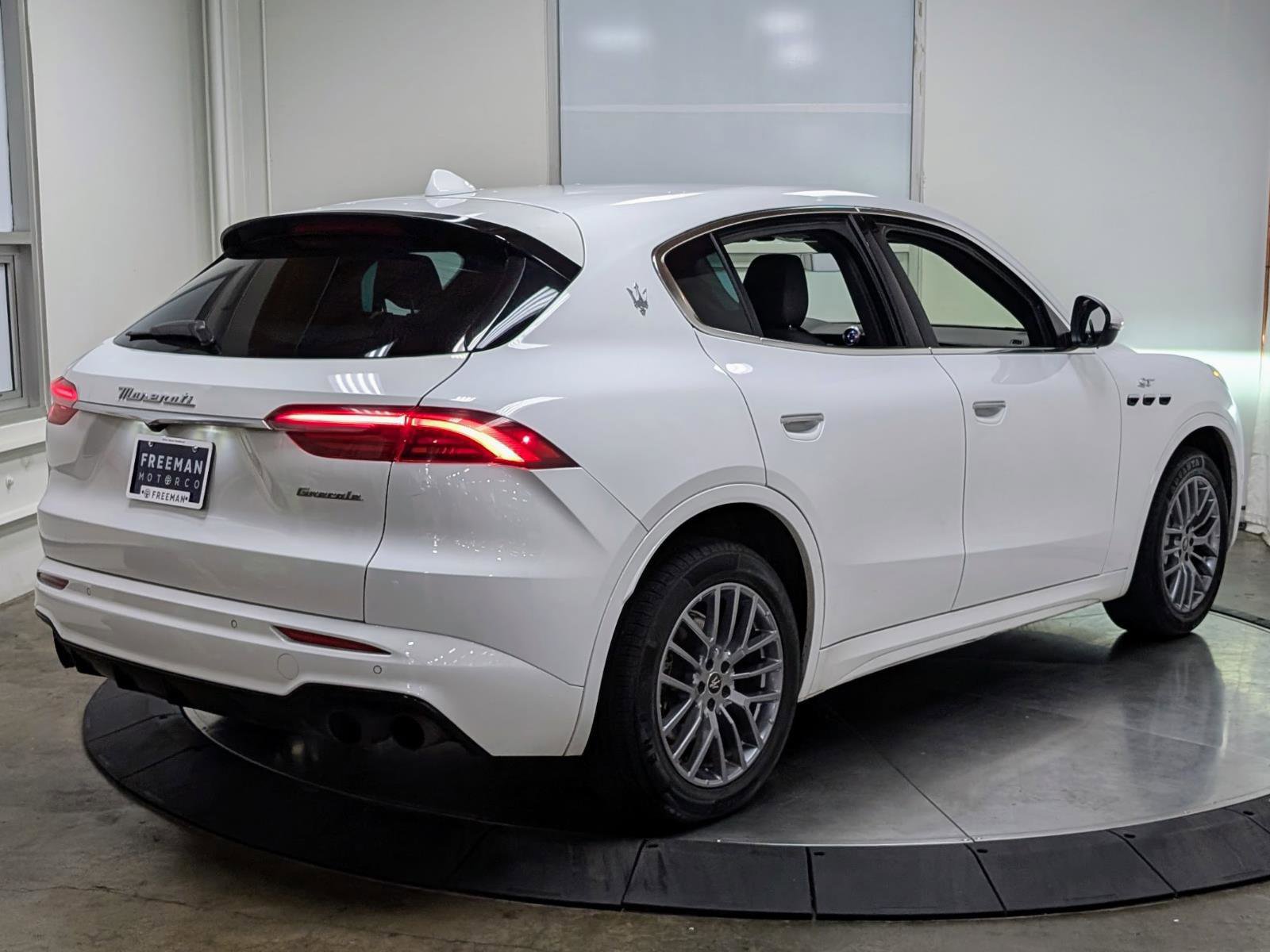 Used 2024 Maserati Grecale GT AWD/4WD image 9