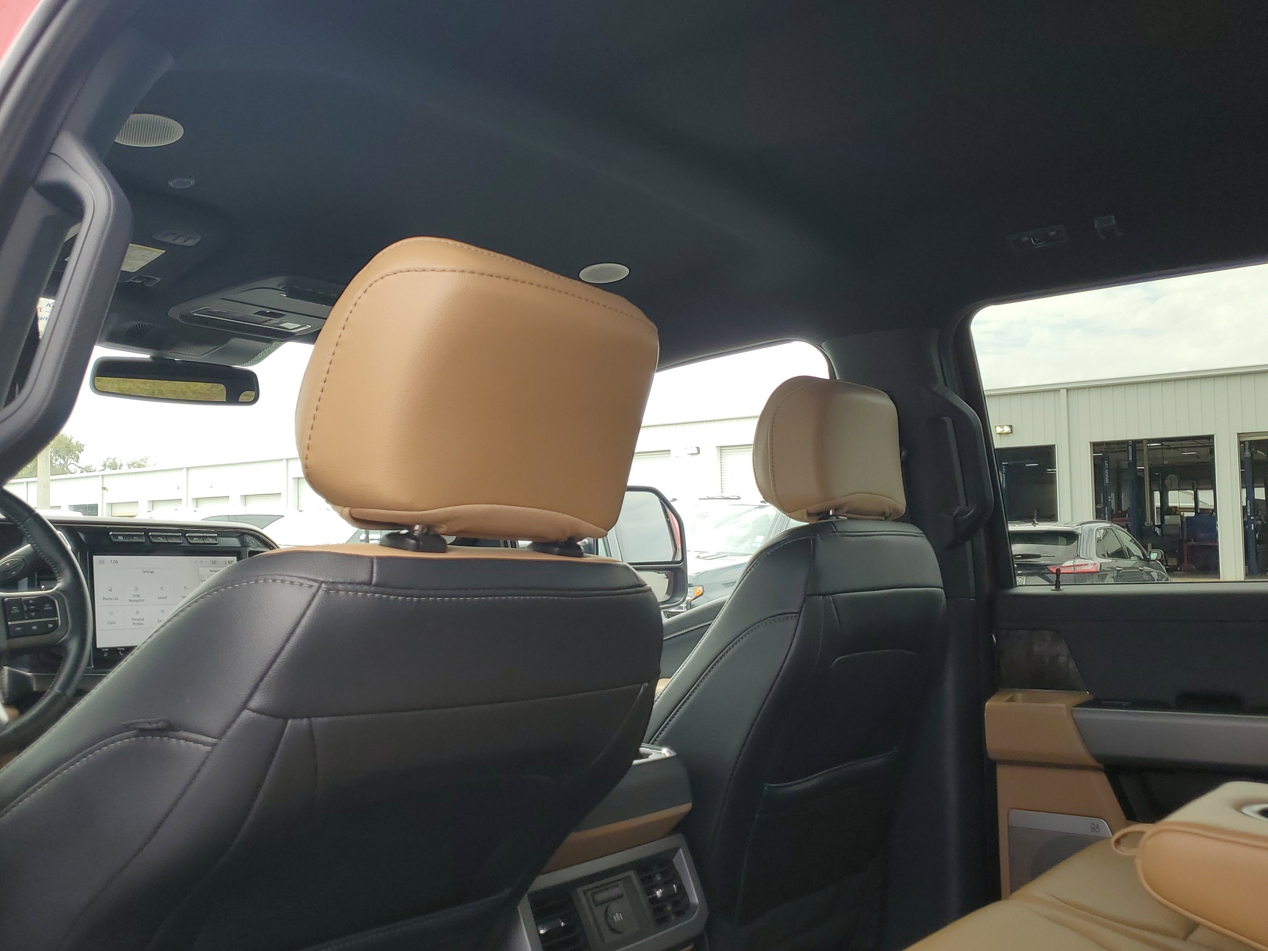 Used 2024 Ford F350 Lariat w/ Lariat Ultimate Package AWD/4WD image 14