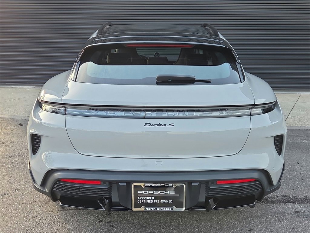 Used 2025 Porsche Taycan Turbo image 23