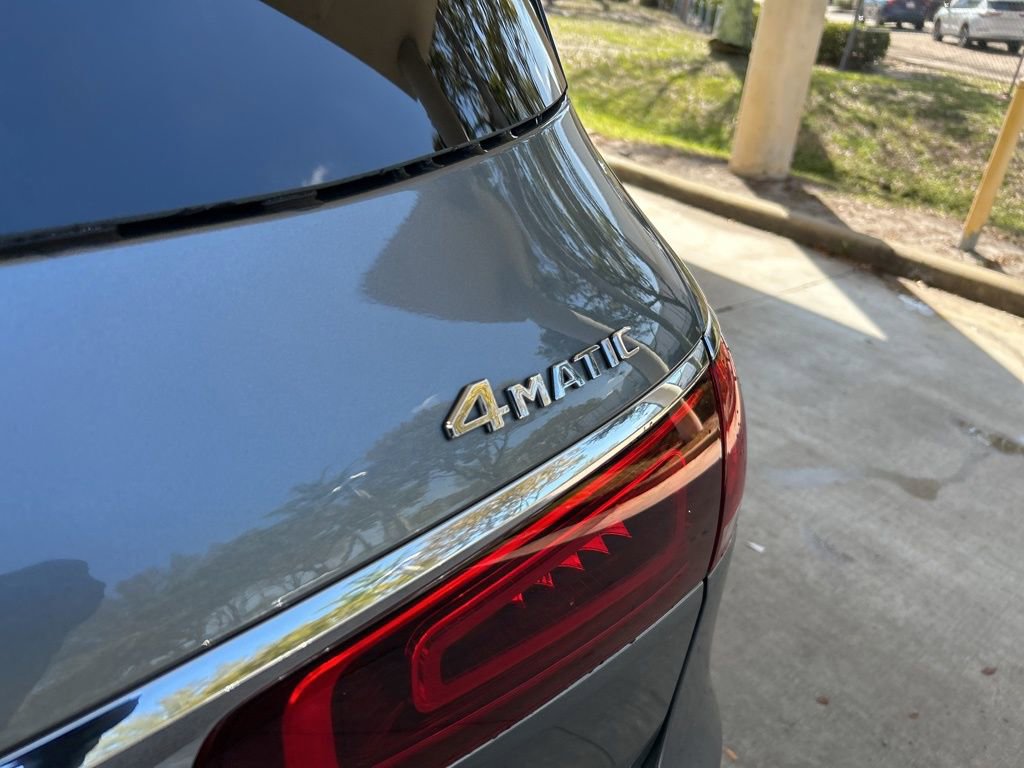 Used 2023 Mercedes-Benz GLS 450 4MATIC w/ AMG Line Exterior image 22