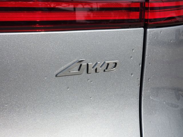 Used 2026 Genesis GV70 2.5T image 8