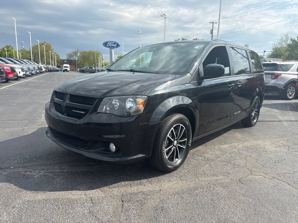 Used 2018 Dodge Grand Caravan GT FWD image 2