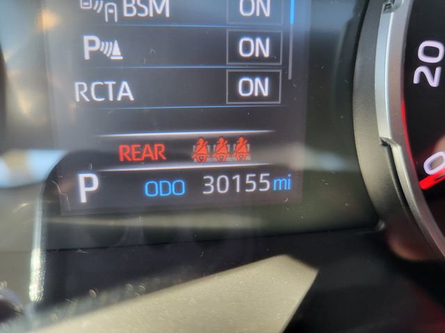 Used 2022 Toyota RAV4 XLE Premium AWD/4WD image 25