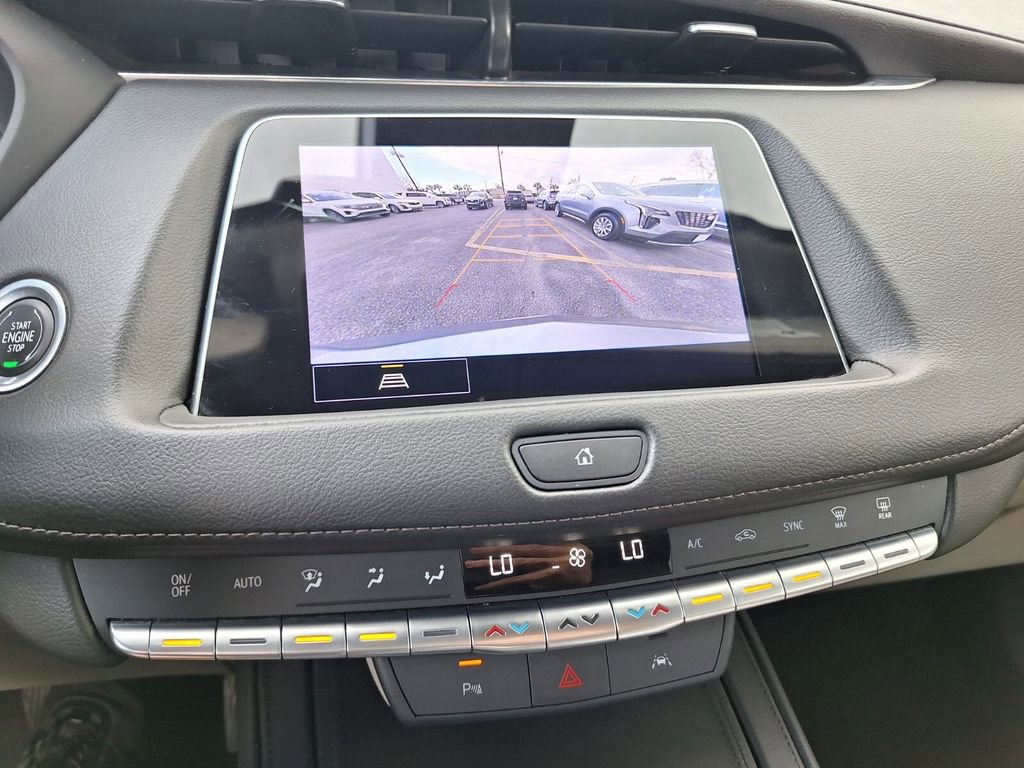 Used 2023 Cadillac XT4 Premium Luxury image 15