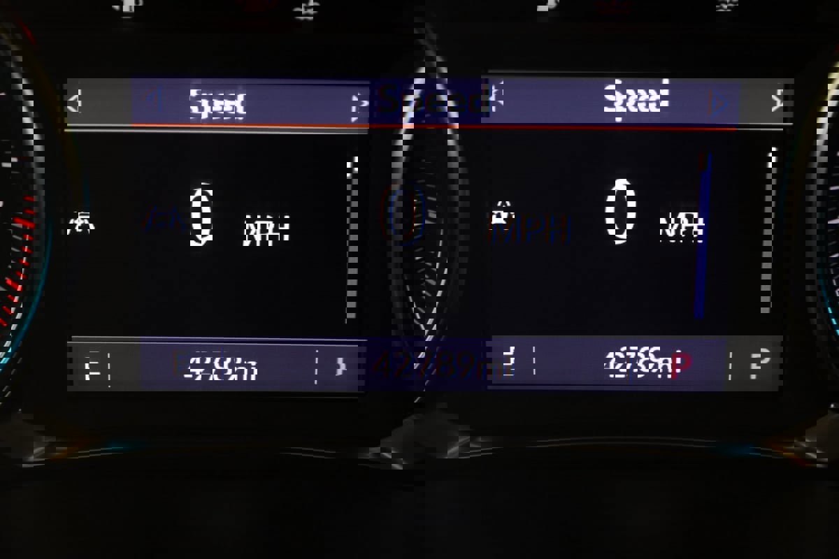 Used 2023 Chevrolet Traverse LT w/ LPO, Cargo Package image 36