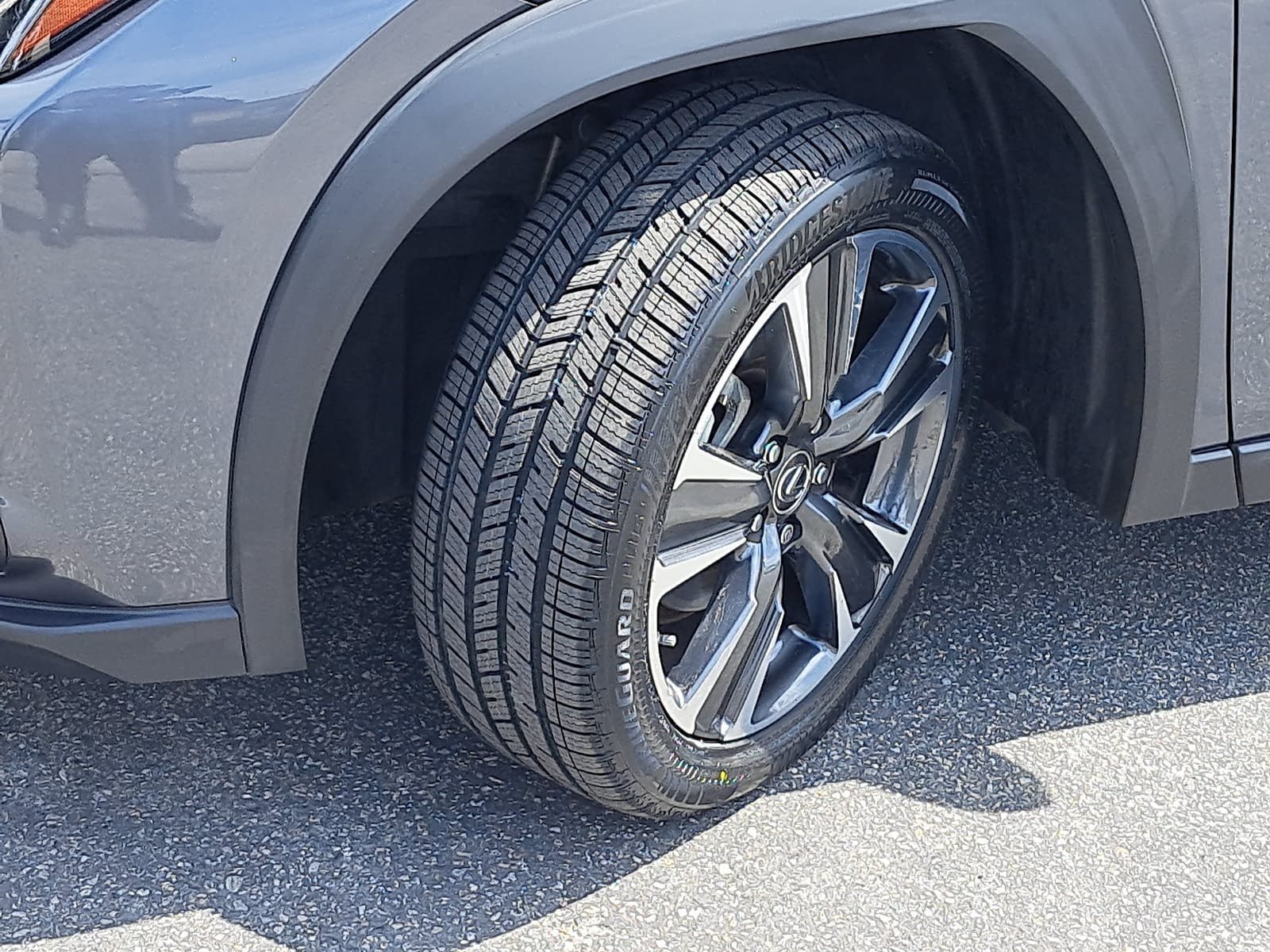 Used 2022 Lexus UX 200 w/ Accessory Package (Z2) FWD image 34