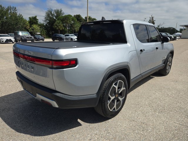 Used 2024 Rivian R1T Adventure Dual AWD/4WD image 5
