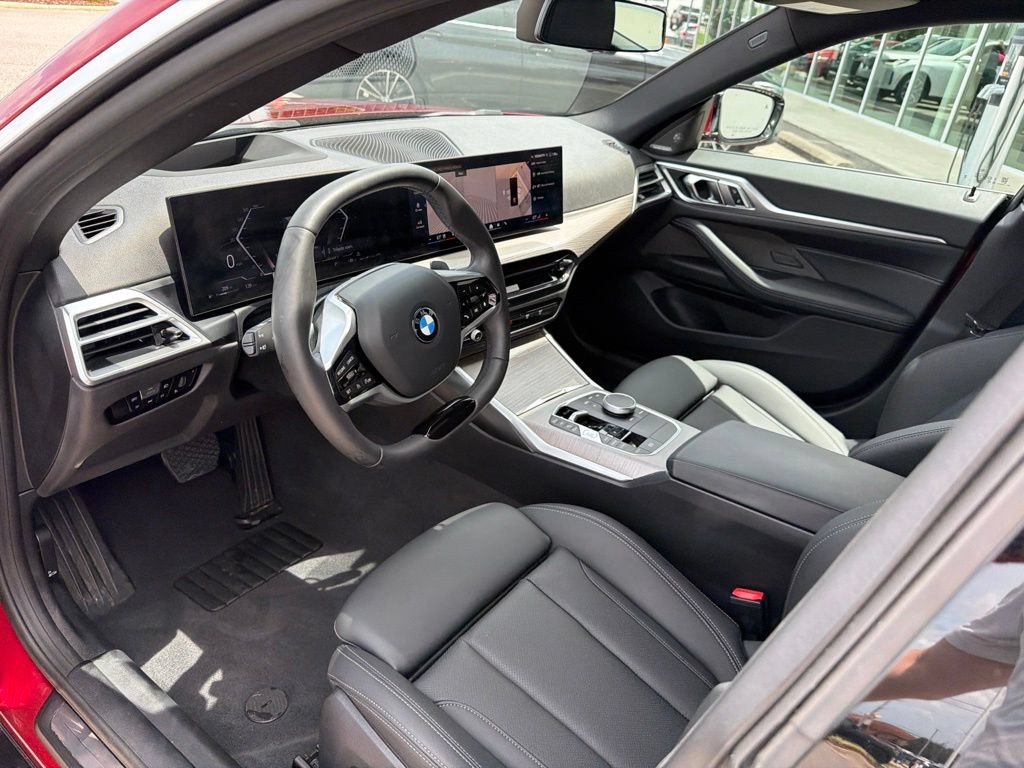 Used 2025 BMW 430i w/ Premium Package RWD image 17