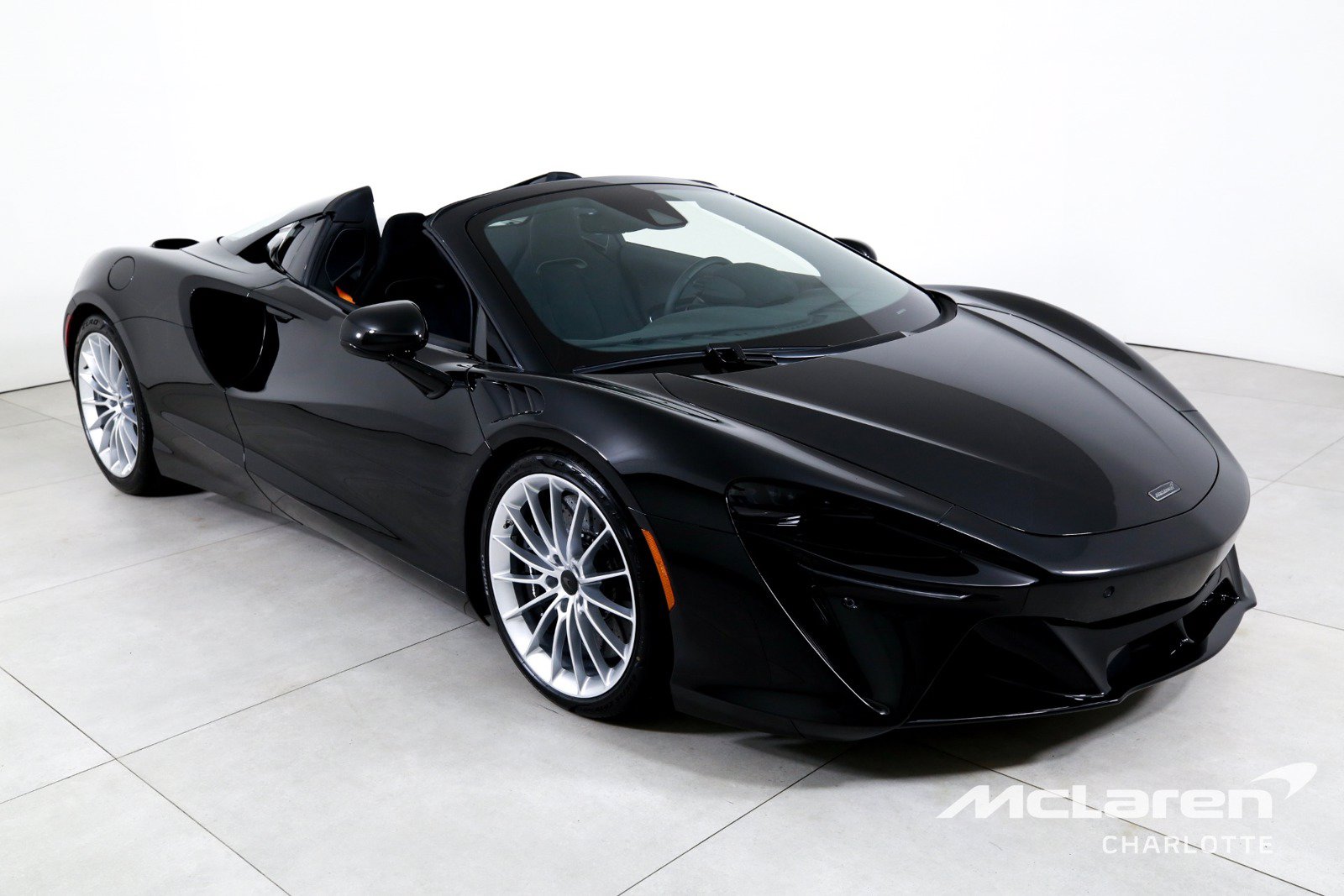 New 2026 McLaren Artura Spider RWD image 4