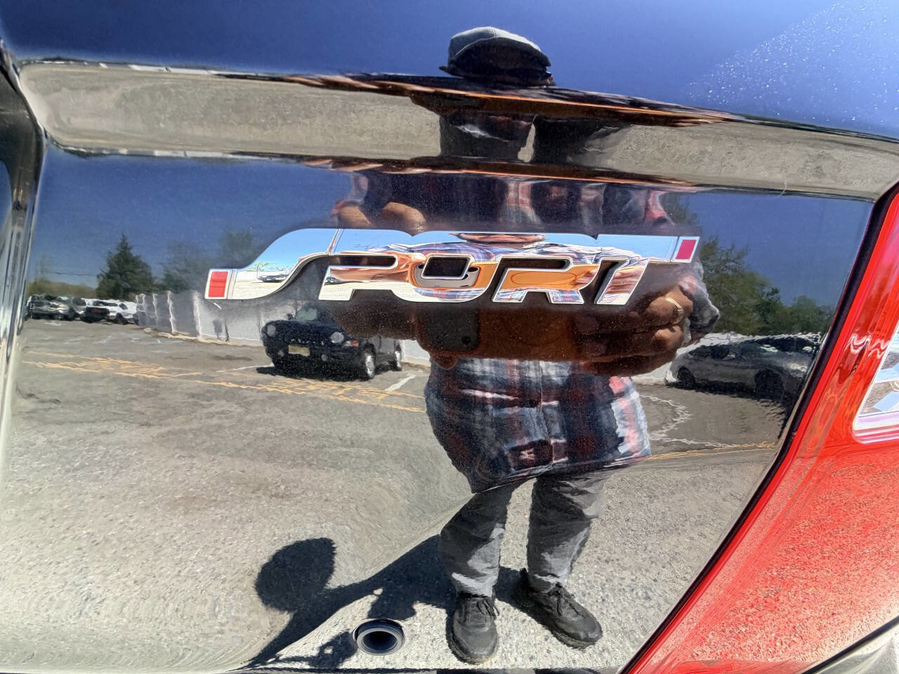 Used 2010 Ford Fusion Sport FWD image 17