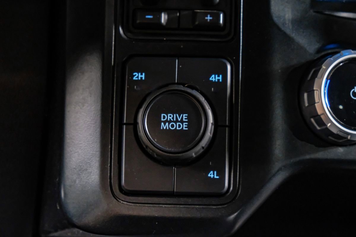 Used 2023 Ford F350 Lariat w/ Lariat Ultimate Package AWD/4WD image 25