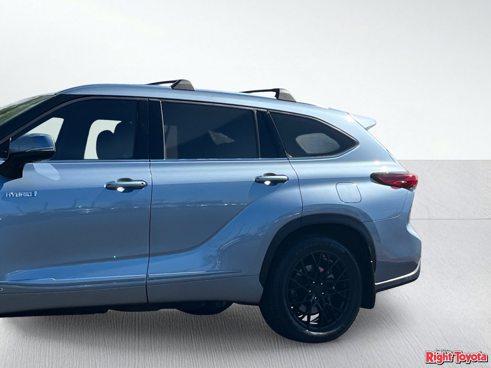 Certified 2021 Toyota Highlander Limited AWD/4WD image 10