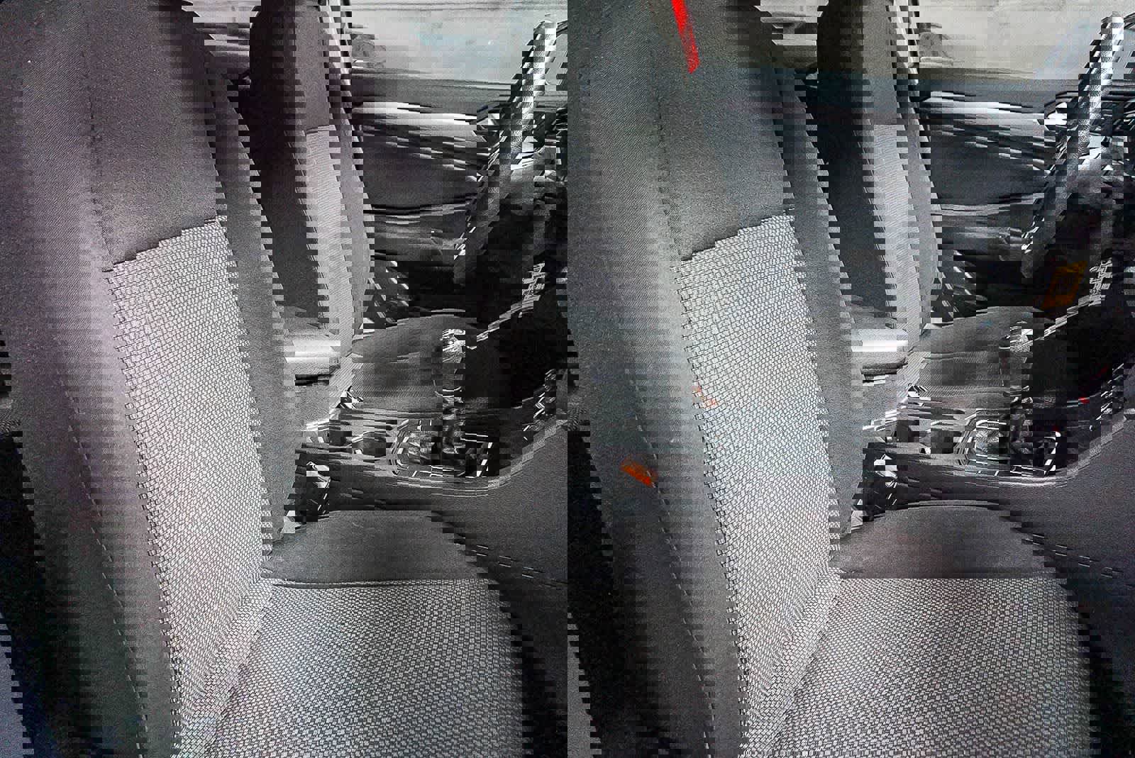 Used 2019 Volkswagen Jetta S w/ Driver Assistance Package image 16