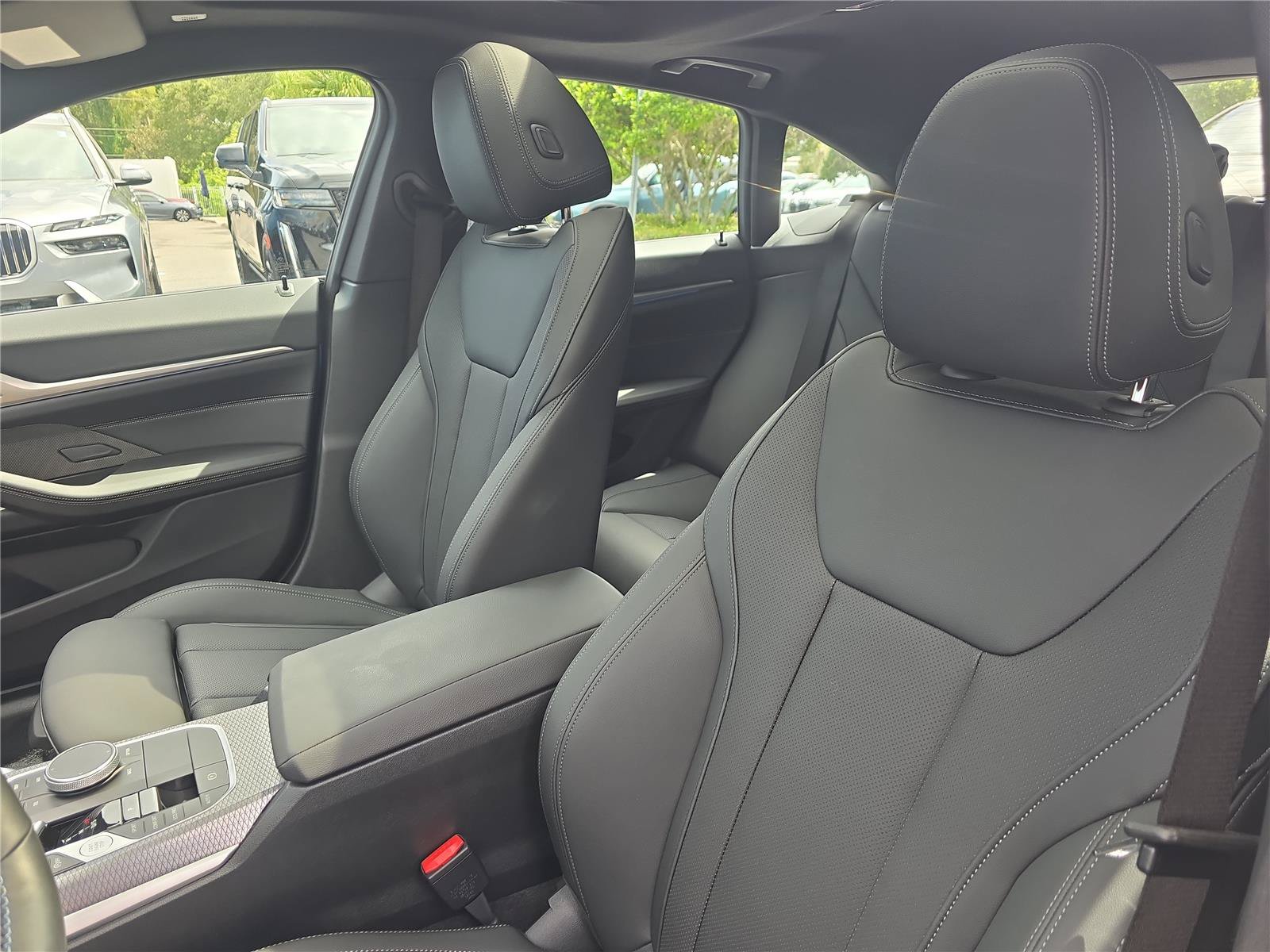 Used 2026 BMW M440i w/ Premium Package RWD image 17