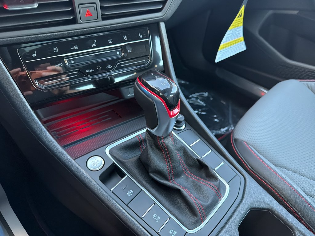 New 2027 Volkswagen Jetta GLI Autobahn FWD image 22