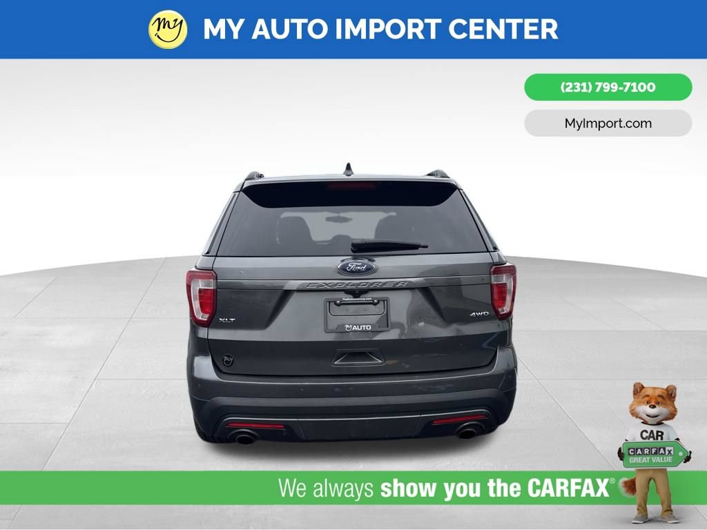 Used 2017 Ford Explorer XLT w/ Equipment Group 202A AWD/4WD image 6