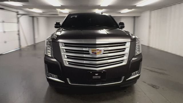 Certified 2018 Cadillac Escalade Platinum AWD/4WD image 3
