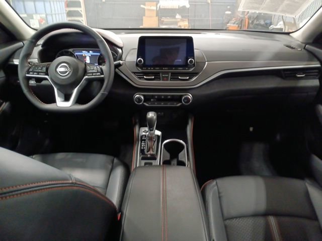 Certified 2025 Nissan Altima 2.5 SR image 30